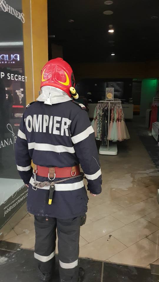 Incendiu la un magazin din Shopping City Timișoara