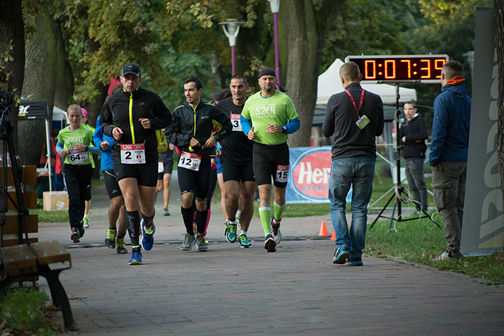 Campionatul European de 24h alergare, găzduit în premieră de România, are loc la Timișoara