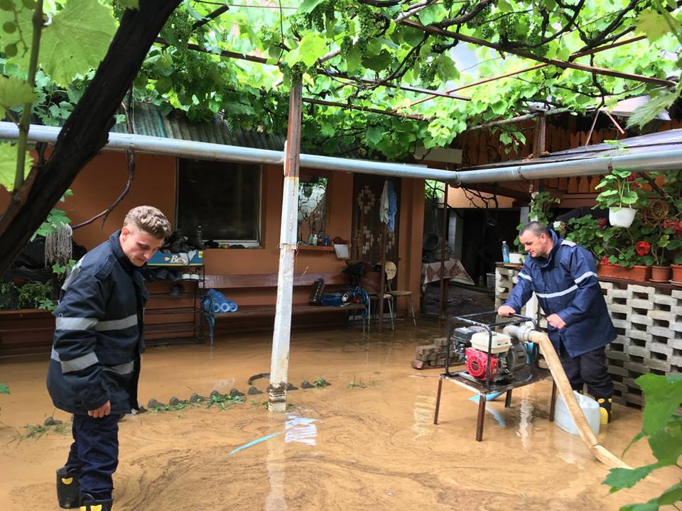 FOTO/ Localitatea Păuliș, lovită de cea de-a patra viitură în ultimele zile