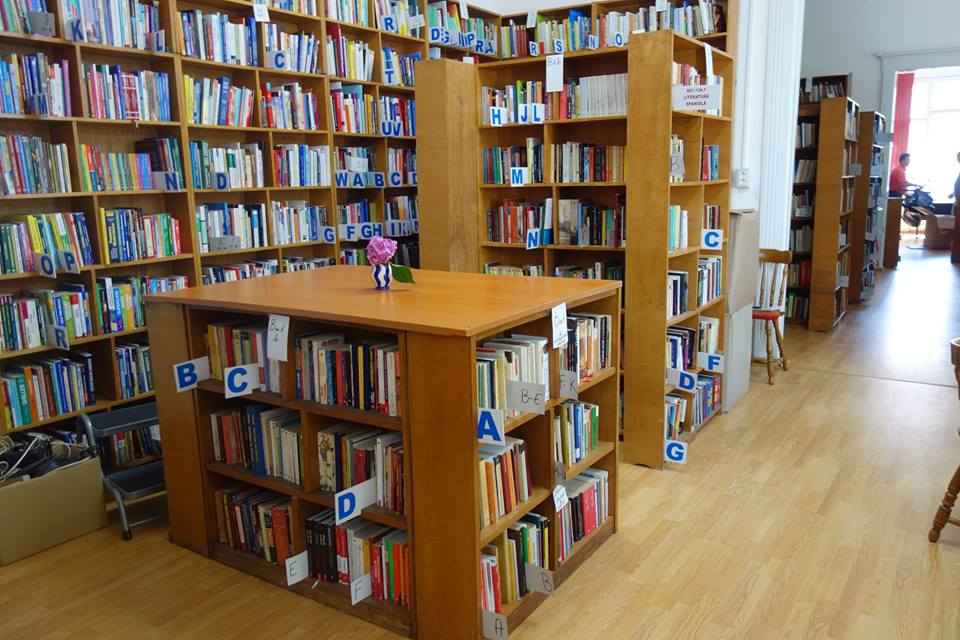 Biblioteca din Arad este deschisă și sâmbăta pentru cei care vor să împrumute cărți