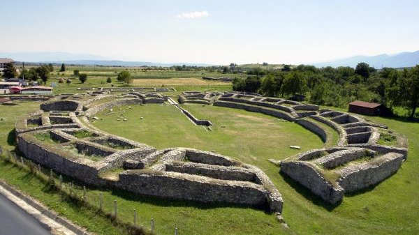 Amfiteatrul roman de la Ulpia Traiana Sarmizegetusa va putea primi până la 750 de spectatori