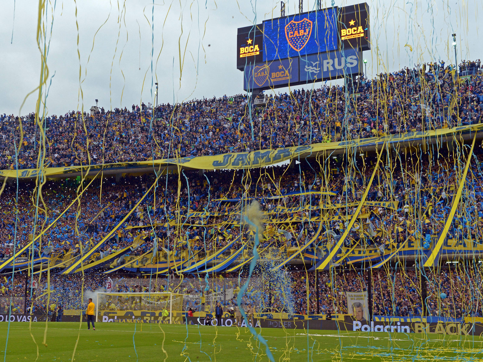 Returul finalei Cupei Libertadores dintre River Plate și Boca Juniors s-ar putea disputa în Qatar