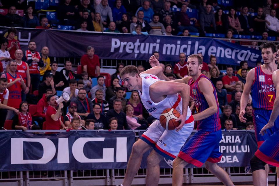 CSM Oradea câștigă lejer la Dinamo!