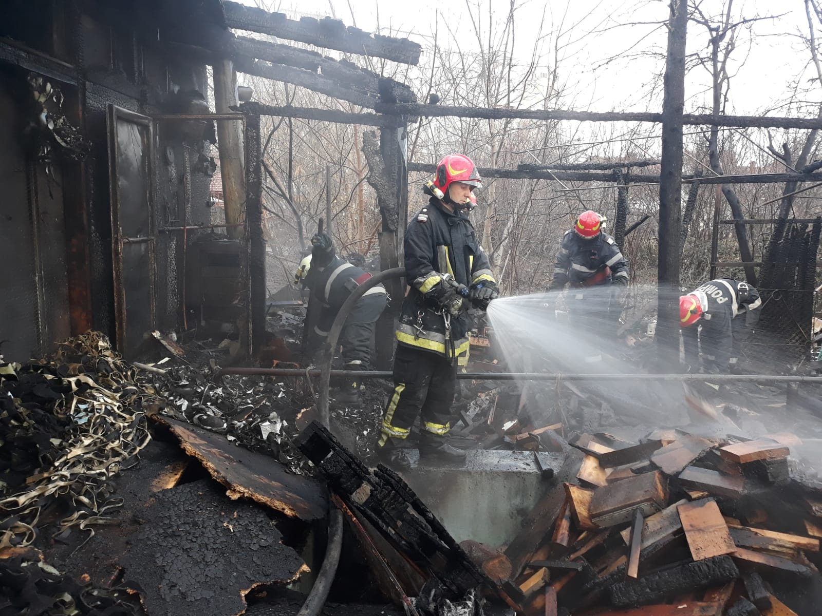 Incendiu de proporții la un bar din sudul Timișoarei