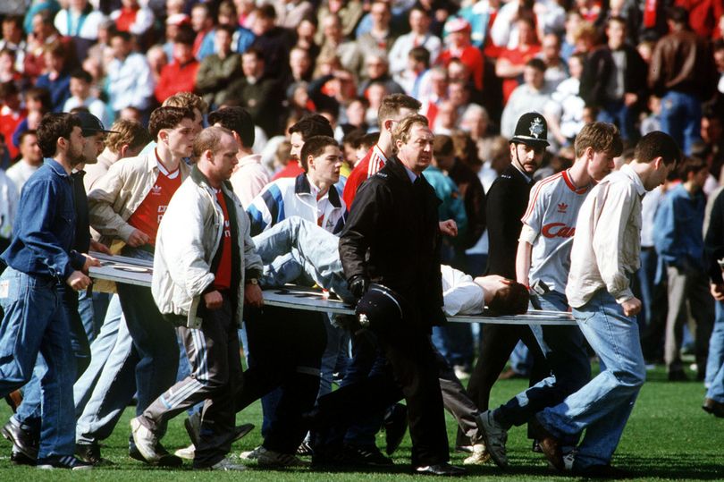 Liverpool a comemorat 30 de ani de la tragedia de pe stadionul Hillsborough