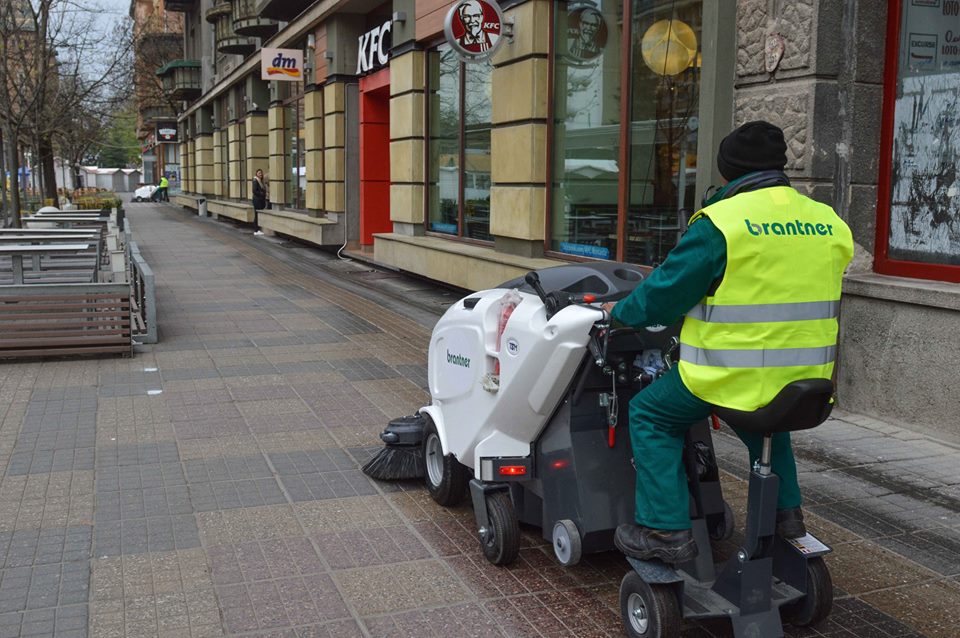 Două cartiere din Timișoara vor intra în curățenie generală/ Străzi închise pentru salubrizare