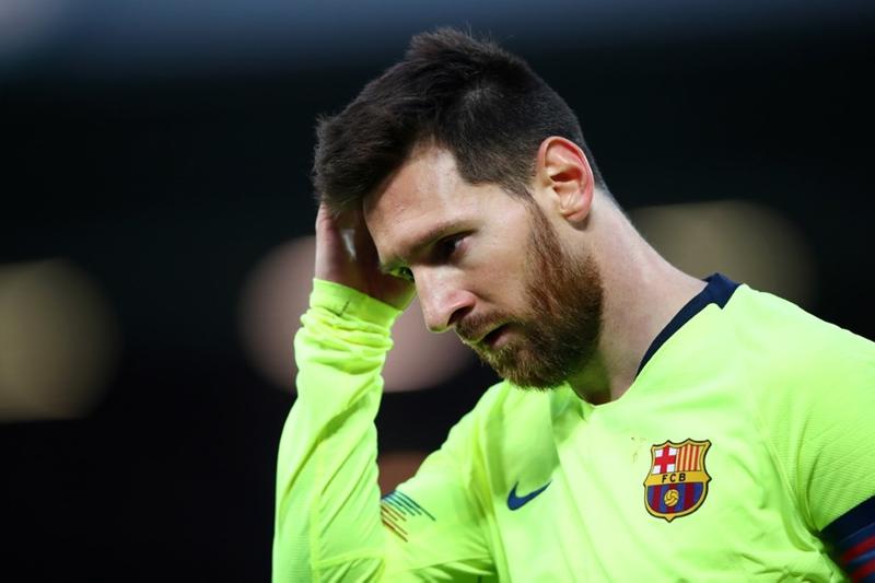 Messi părăseşte FC Barcelona…