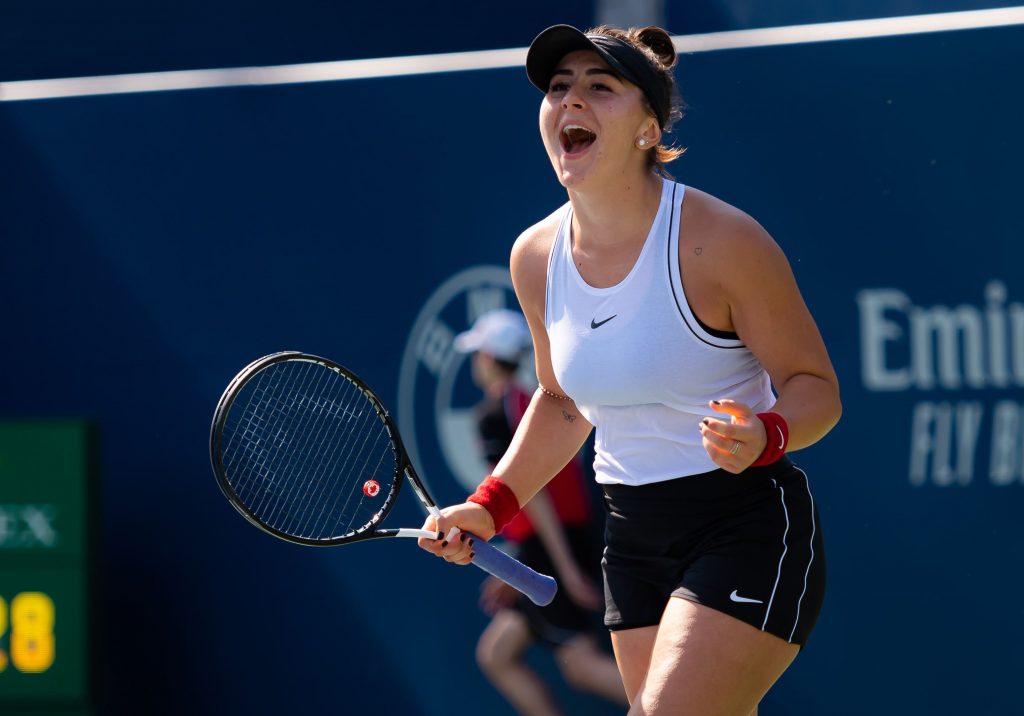 Bianca Andreescu, duel cu Serena Williams în ultimul act, la Toronto