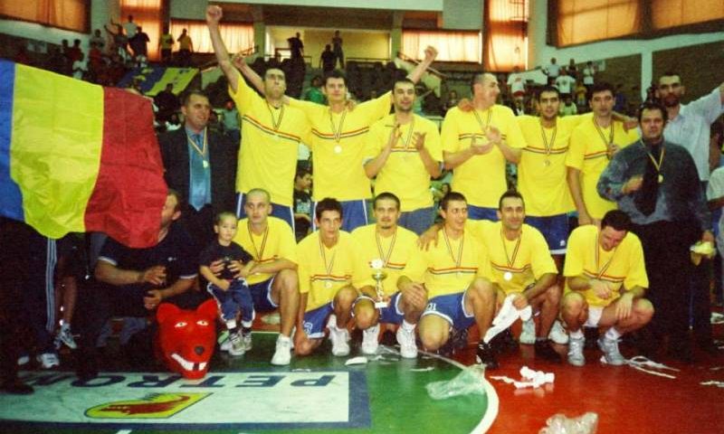 Divizia Sport 30 / 2001 – West Petrom Arad, campioana României