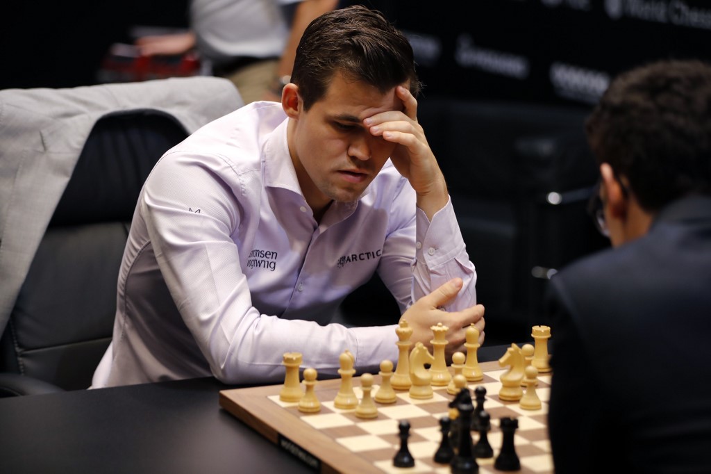 Carlsen şi-a luat revanşa în faţa lui Firouzja