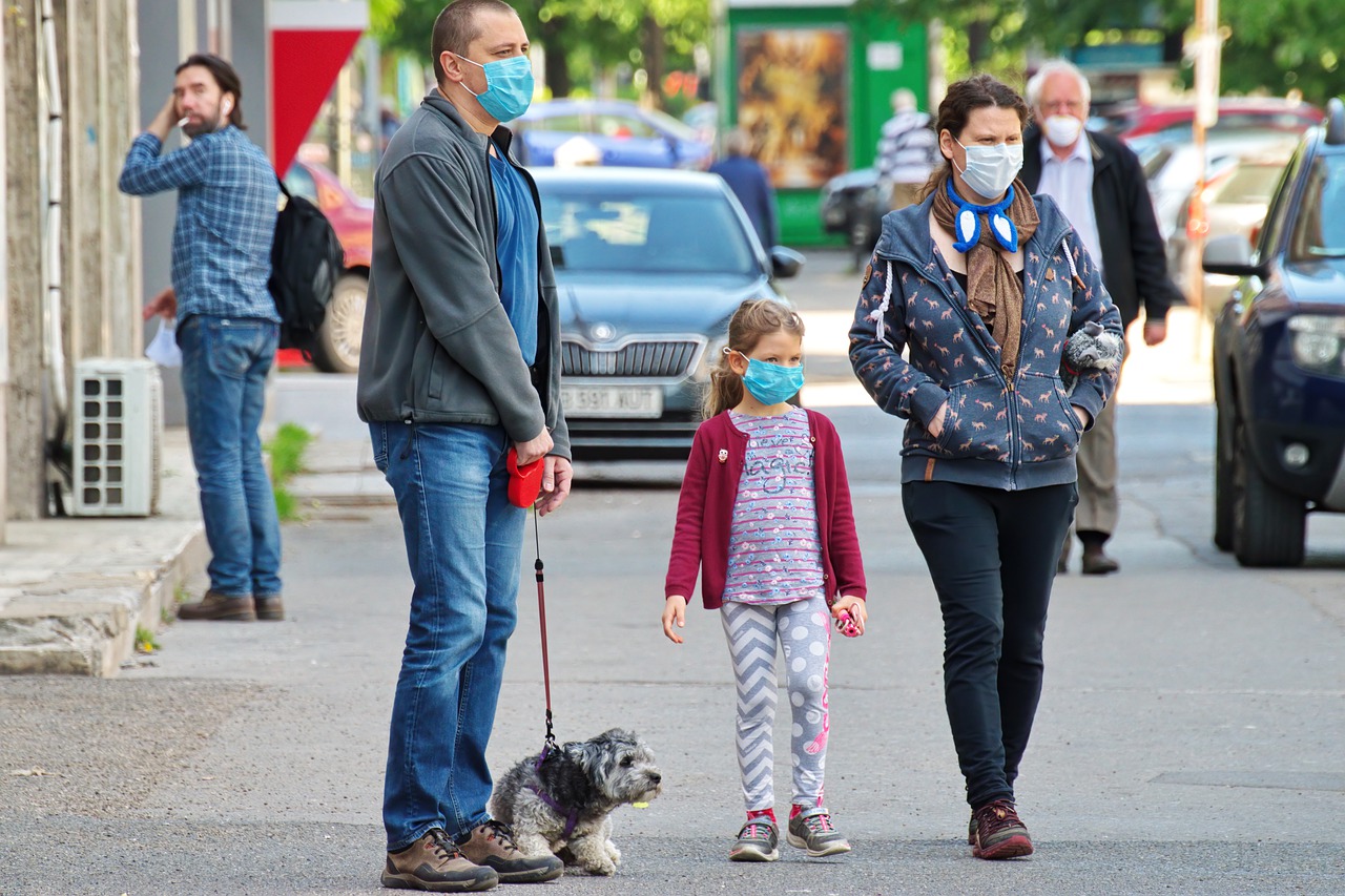 Vaccinaţii şi cei trecuți prin boală pot avea acces la concerte, festivaluri în aer liber și la competiții sportive