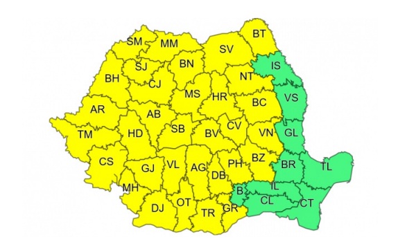 Cod galben ploi torențiale, vijelii și grindină în vestul țării