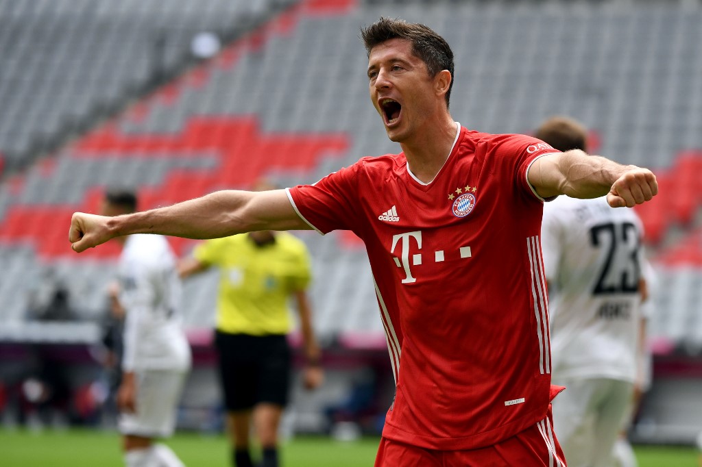 Lewandowski, cel mai bun jucător al lumii în opinia colegilor din Bundesliga