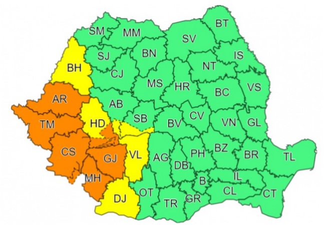 Avertizări meteo de ploi torențiale în vestul țării