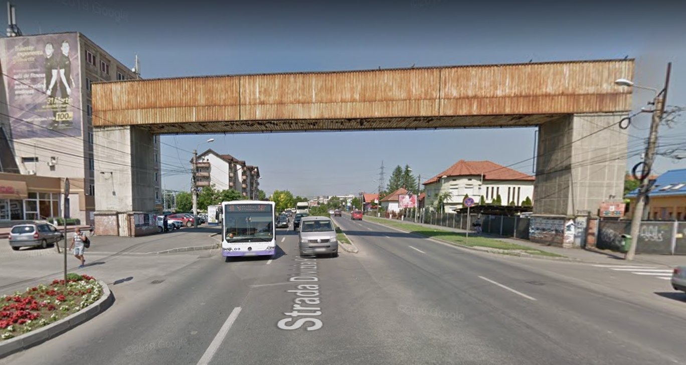 Colterm demolează estacada din zona Lipovei Se închide traficul pe Divizia 9 Cavalerie