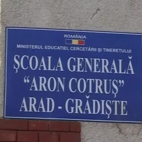 Încă o școală din Arad, închisă parțial în urma infectării cu coronavirus. Clase de la alte unități au fost suspendate