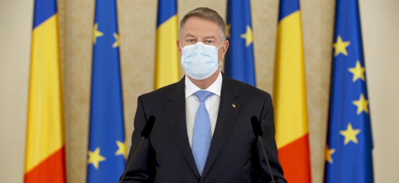 Klaus Iohannis: Din 15 mai, masca de protecţie nu mai este obligatorie în exterior, cu câteva excepţii