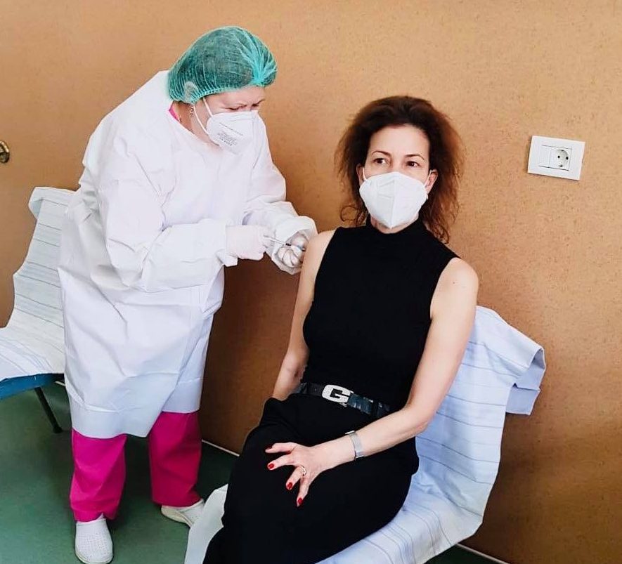 Prefectul de Timiș s-a vaccinat anti-COVID și anunță suplimentarea fluxurilor de vaccinare