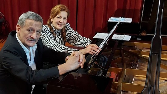 Masterclass la Oraviţa pentru tineri pianişti. În deschidere, recital de pian Duo Mihăilescu