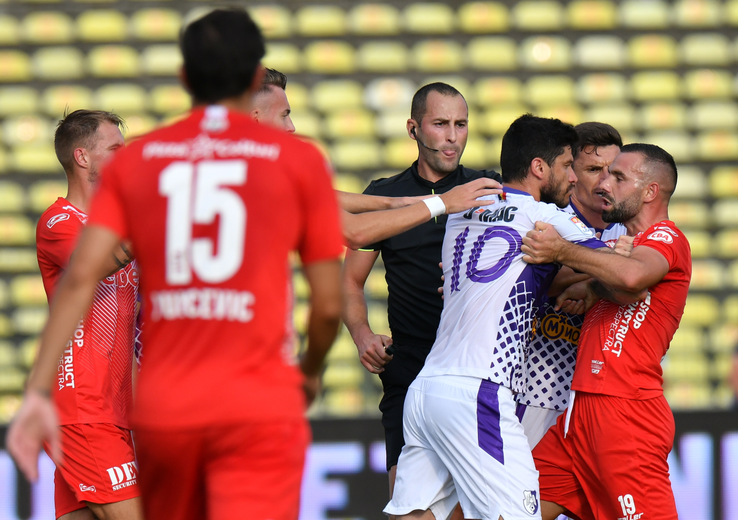 AUDIO | UTA – FC Argeș, duelul „vecinelor” de clasament care bat la ușa play-off-ului