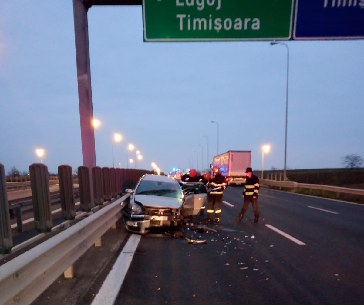 Trafic îngreunat pe A1 în Timiș în urma unui accident