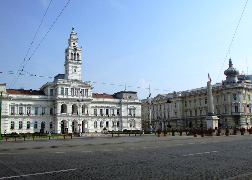 Aradul depăşeşte incidenţa de trei cazuri de COVID la mia de locuitori