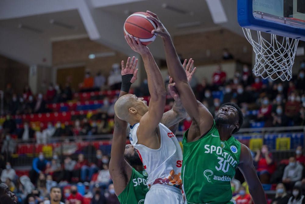 CSM Oradea intră în sferturile FIBA Europe Cup de pe primul loc în Grupa K