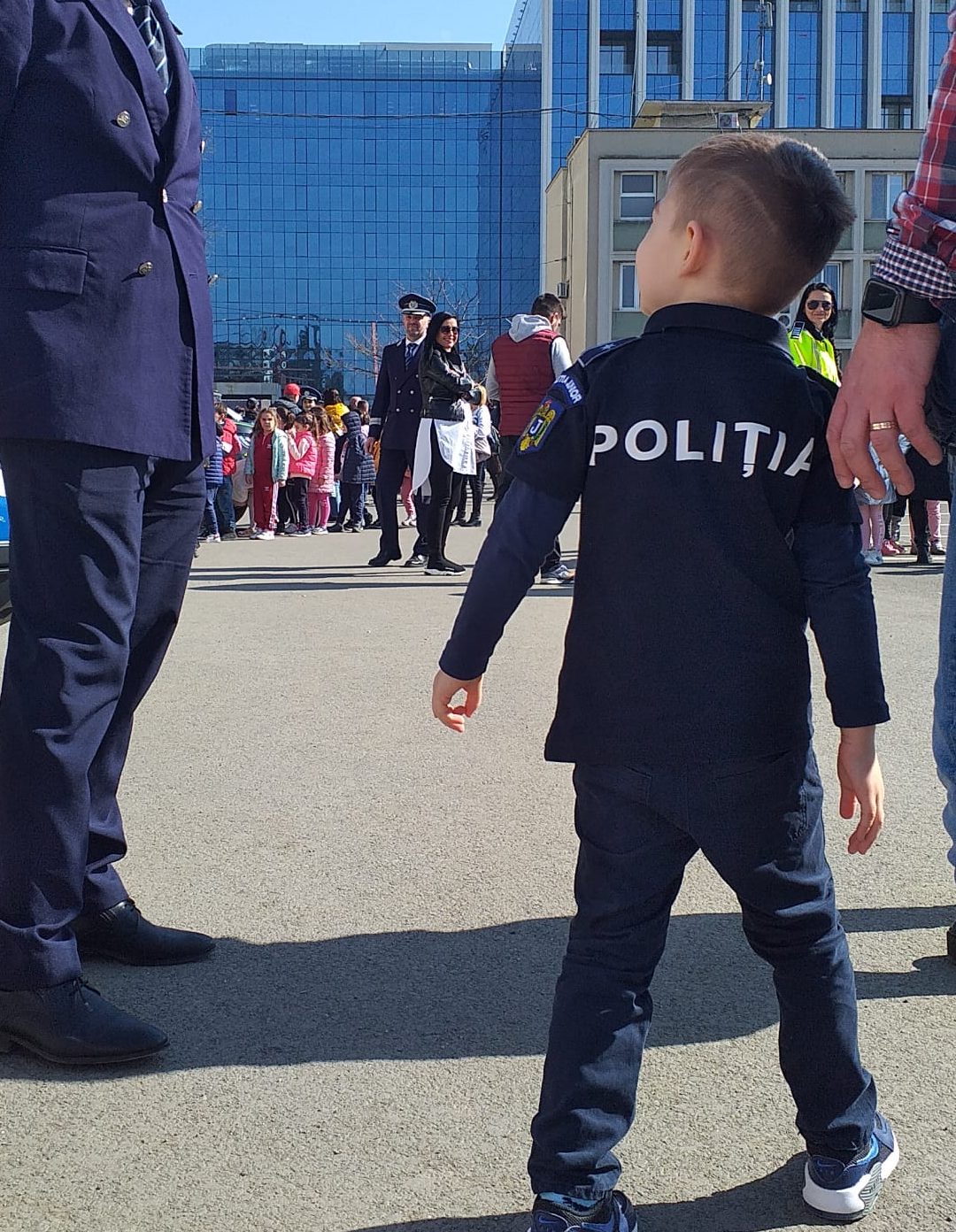 FOTO/ Sute de copii, în vizită la Poliția Timiș