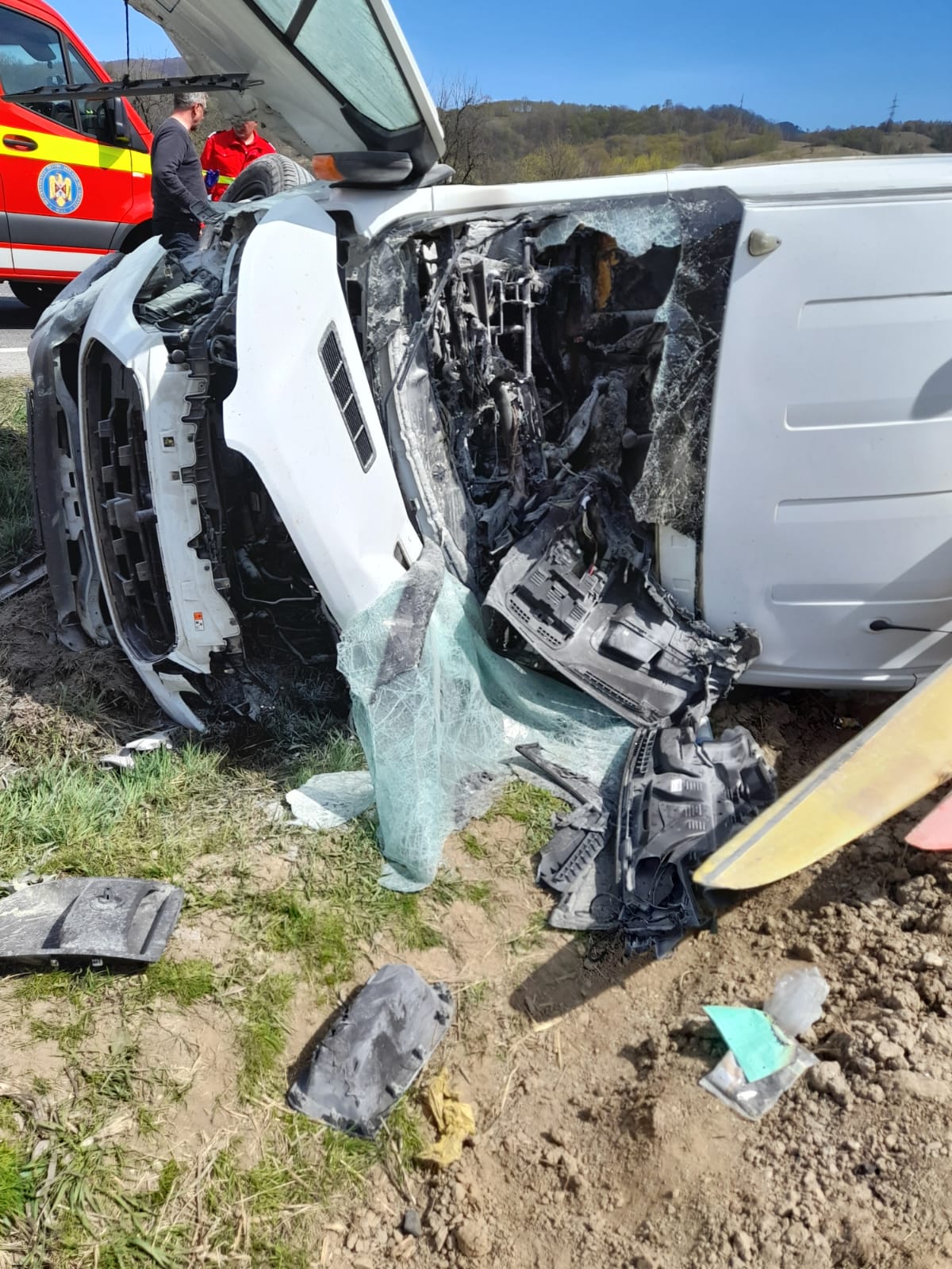 Accident soldat cu zece răniți în Caraș-Severin. A fost activat Planul Roșu