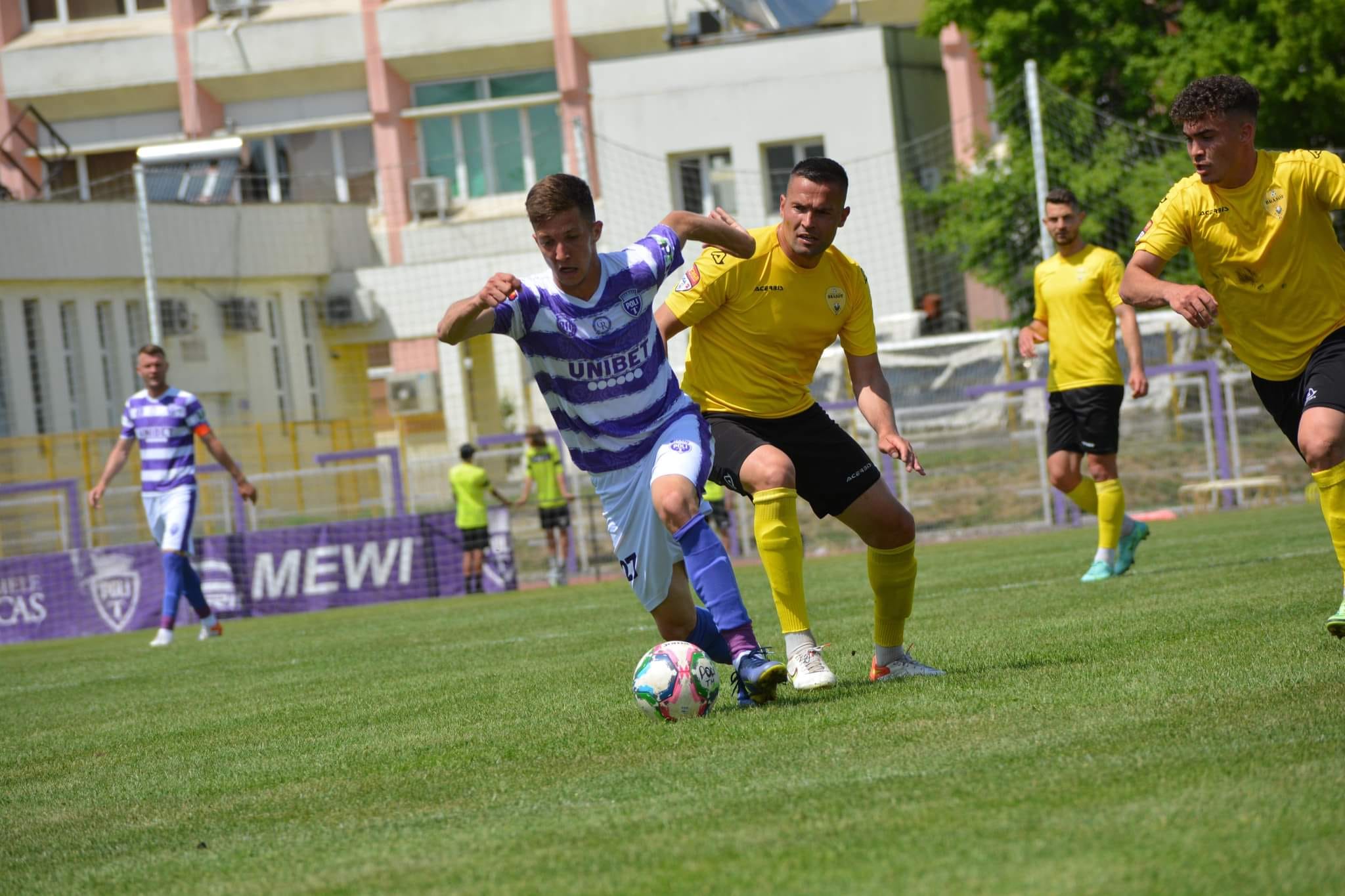 AUDIO | Pe Bega în jos… Poli înscrie prima, dar pierde turul barajului cu FC Braşov