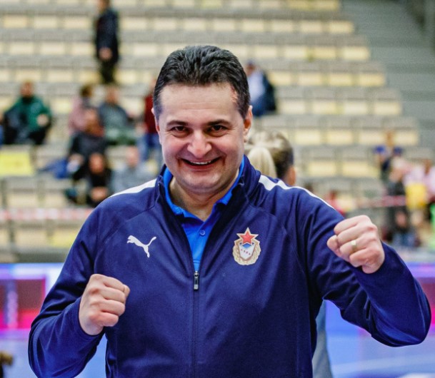 AUDIO / Reșițeanul Florentin Pera, tot mai aproape de naționala feminină de handbal a României