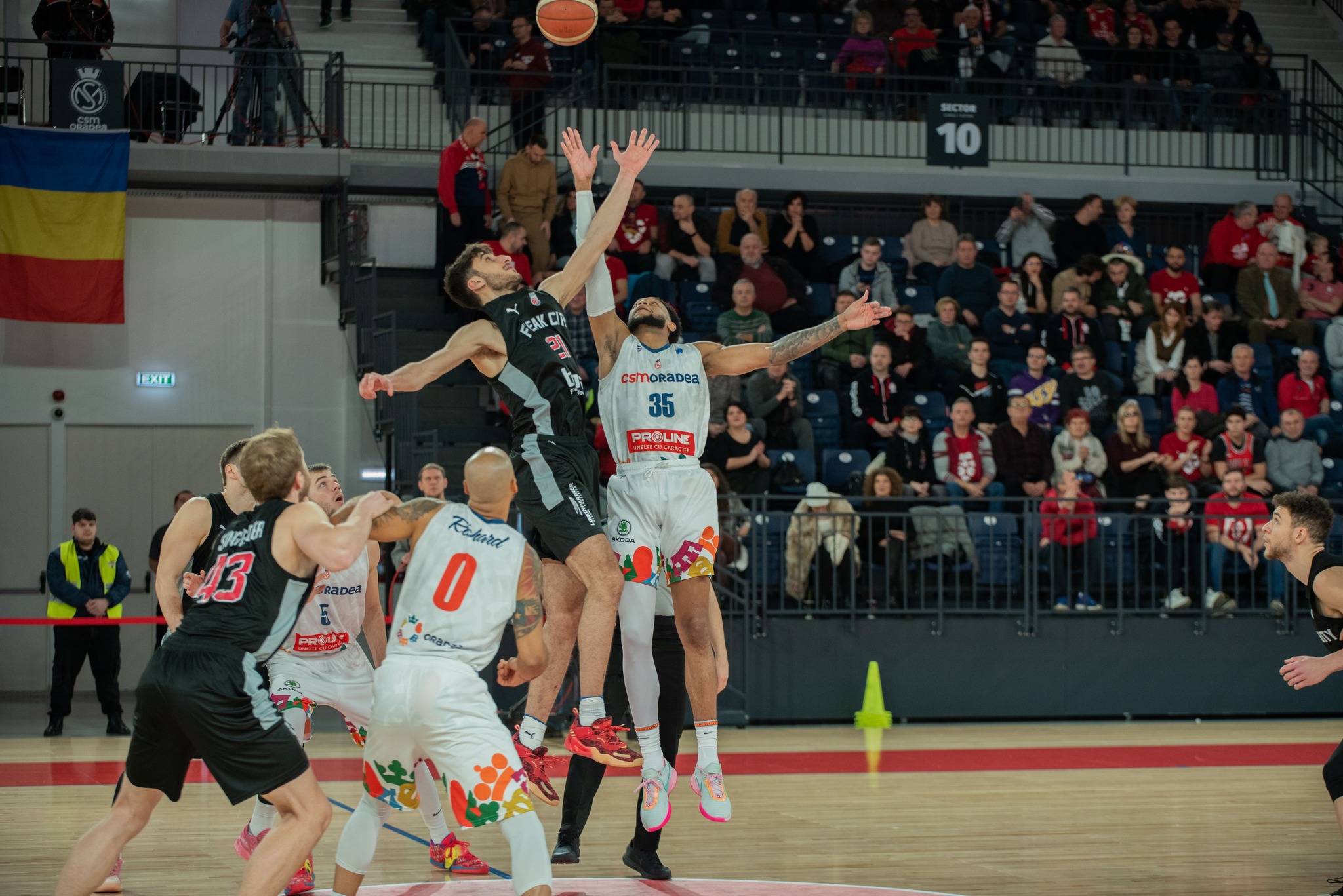 CSM Oradea, duel important pentru calificarea în play-off-ul FIBA Europe Cup