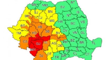 Cod roşu de averse şi furtuni în zona de munte din Hunedoara și Caraș-Severin