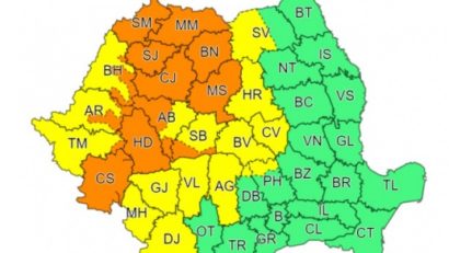 Avertizări meteo de averse torențiale și descărcări electrice în vestul țării