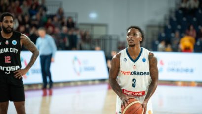 Erik Neal continuă și el la CSM Oradea