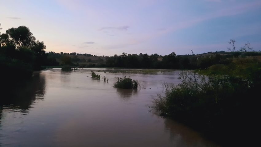 Cod galben de inundații prelungit în vestul țării