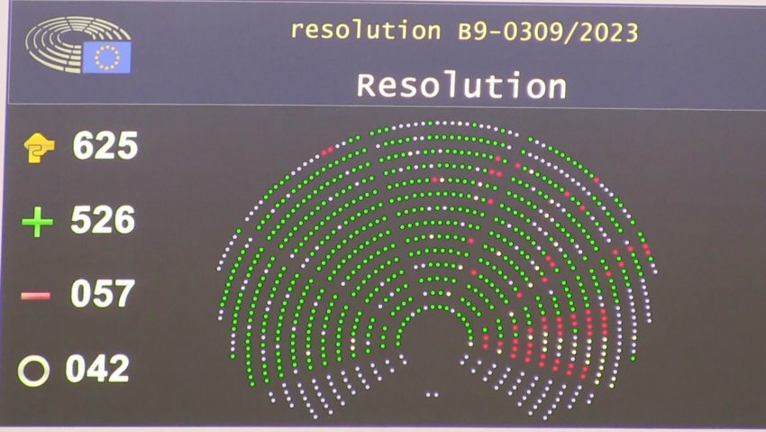 Parlamentul European a votat rezoluția privind trimiterea în judecată a Austriei pentru discriminarea României și Bulgariei în privința Schengen