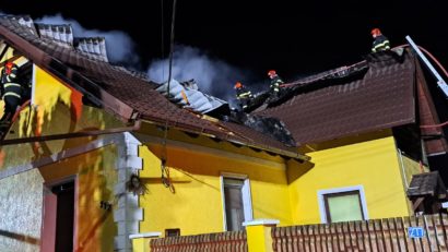 Incendiu la o casă din Cenad