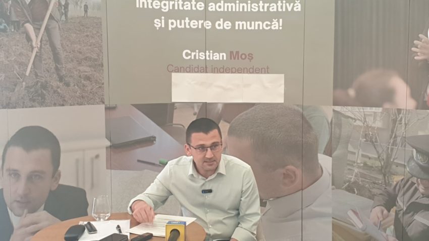 Cristian Moş anunţă că va candida ca independent pentru funcţia de primar al Timişoarei