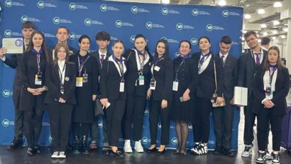 Elevi din Timișoara, premiați la “Youth Business Summit” de la New York