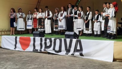 Selecțiuni de la Festivalul „La izvor de cânt și dor” de la Lipova – FOTO