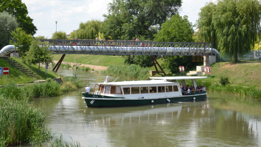 Ecluze pe Bega. Călătorie cu vaporul Pelican până în Serbia