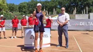 Giulia Popa trece un tur la Bistrița și va intra în ierarhia WTA la vârstă de 14 ani!