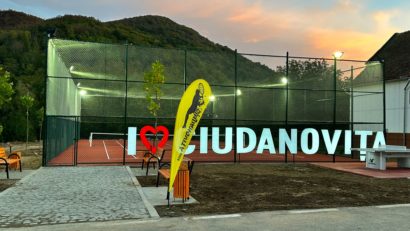 Proiecte turistice la Ciudanovița, comuna cu singurul teren public de tenis din zona rurală a județului Caraș-Severin