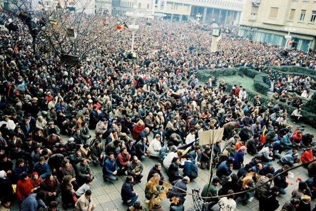 Revoluția de la Timișoara, păstrată în imagini. Mărturiile fotografului revoluției anticomuniste