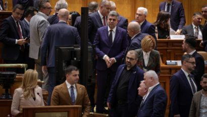 Guvernul a primit votul de încredere al Parlamentului